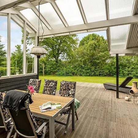 In With Kitchen Holiday home Hemmet