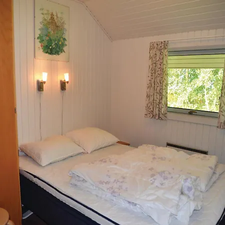 Three-bedroom Holiday In Feriehus *