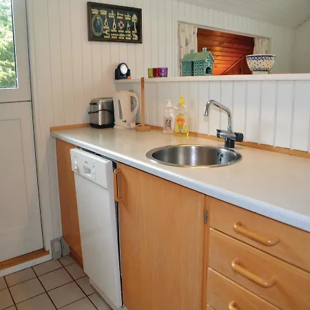 Three-bedroom Holiday In * Hemmet
